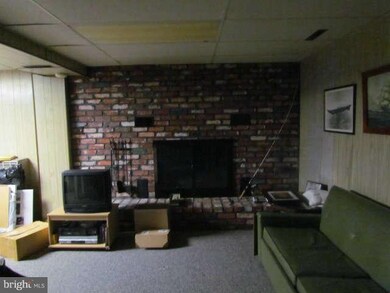 44124 Louisdale Rd, California, MD 20619 - photo 5