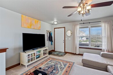 703 G Ave NW, Cedar Rapids, IA 52405 - photo 7