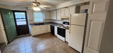 71 Norton St unit 2, Attleboro, MA 02703 - photo 4