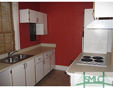 639 E 39th St, Savannah, GA 31401 - photo 4