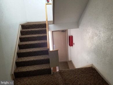 1807 Snow Meadow Ln unit 301, Baltimore, MD 21209 - photo 3