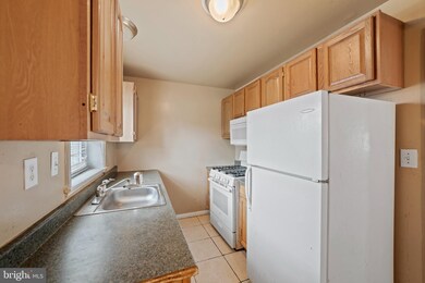 1114 Booker Dr, Capitol Heights, MD 20743 - photo 6