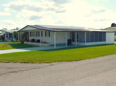 5421 Powhattan St, Zephyrhills, FL 33542 - photo 3