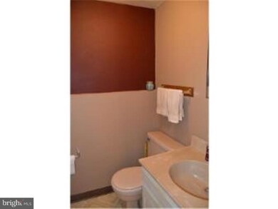 206 Bernard Ct, Chesterbrook, PA 19087 - photo 6