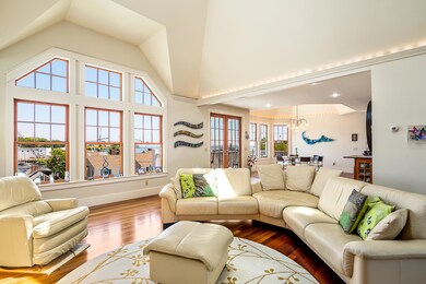 50 Chestnut St, Camden, ME 04843 - photo 6