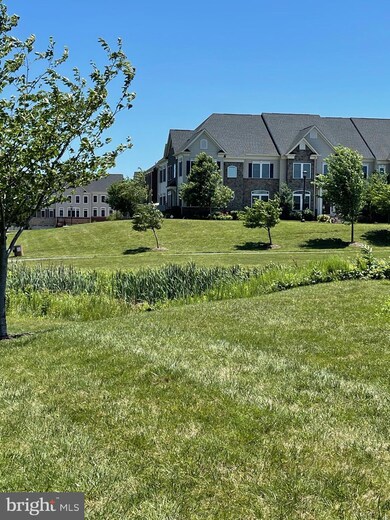 42593 Voormeade Terrace, Chantilly, VA 20152 - photo 5