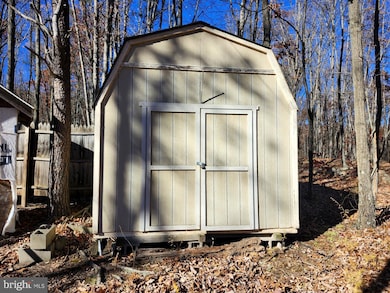 176 Rendezvous Rd, Delray, WV 26801 - photo 5