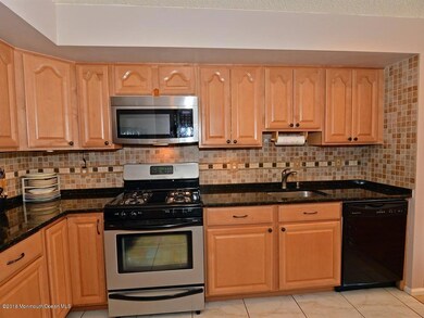 009_Kitchen
