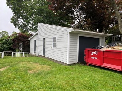7 Eadie St, Newport, RI 02840 - photo 3
