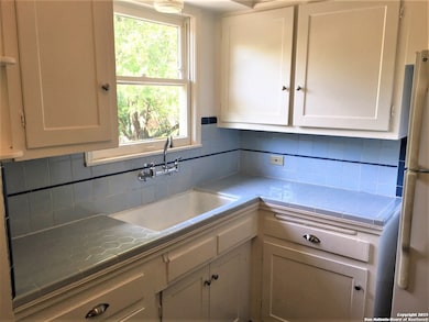 229 W Ridgewood Ct unit 1, San Antonio, TX 78212 - photo 7