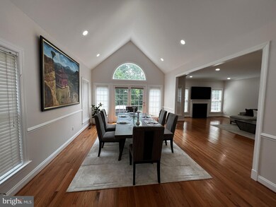 25622 Creek Run Terrace, Chantilly, VA 20152 - photo 7