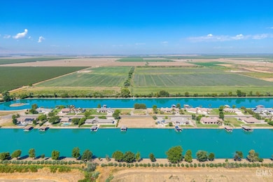 3700 Blue Loop Ln, Arvin, CA 93203 - photo 2