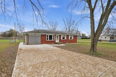 2492 S 125 E, Shelbyville, IN 46176 - photo 3
