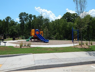 7301 S Nyssa Ave, Broken Arrow, OK 74011 - photo 5
