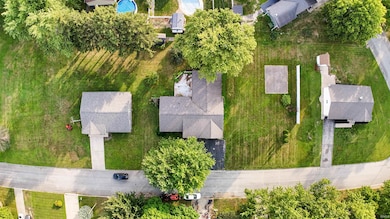 128 E Parkway Dr, Warren, IN 46792 - photo 4