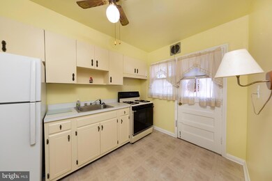 1450 Gittings Ave, Baltimore, MD 21239 - photo 2