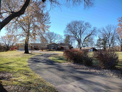 4910 Kilburn Ave, Rockford, IL 61101 - photo 2