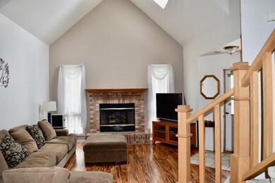 9524 Crown Commons Dr, Crown Point, IN 46307 - photo 3