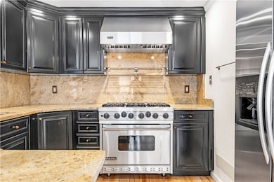 22 Miles Ave unit 1, Providence, RI 02906 - photo 7