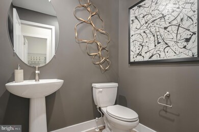 10596 Roundstone Ln, Waldorf, MD 20695 - photo 7