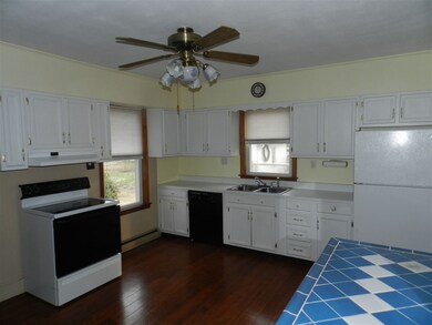 8 Coolidge Ave, Dover, NH 03820 - photo 4