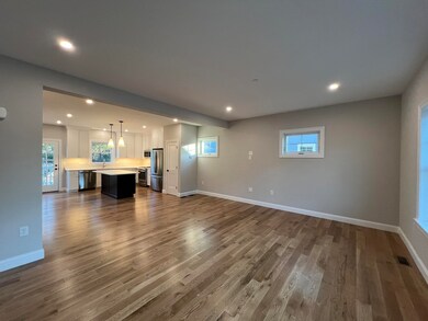 24 Juniper Ln, Portsmouth, NH 03801 - photo 5