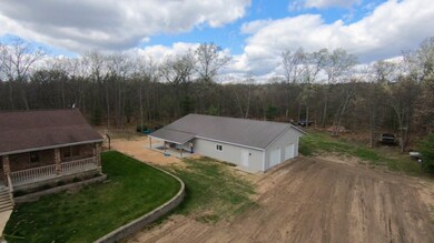 9357 Chickadee Dr, Newaygo, MI 49337 - photo 5