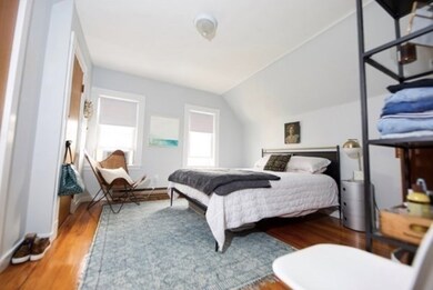 207 Lowell St unit 3, Somerville, MA 02144 - photo 5