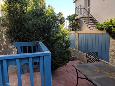1904 Rindge Ln unit B, Redondo Beach, CA 90278 - photo 2