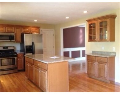 10 Lakeside Ave unit 10, Hudson, MA 01749 - photo 3