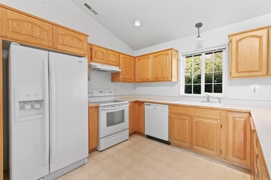 628 SW Leonard St, Grants Pass, OR 97526 - photo 3