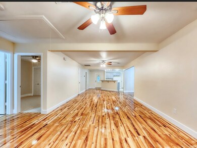 7446 Sandle St, Houston, TX 77088 - photo 6