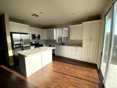 909 Glendora Dr, Oceanside, CA 92057 - photo 4