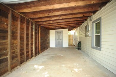 1002 S 4th St, Bonham, TX 75418 - photo 7