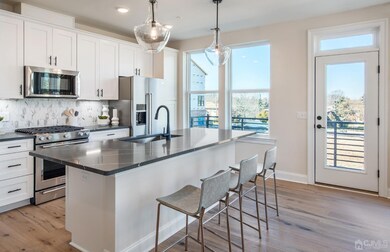 123 Peyton Place, New Brunswick, NJ 08901 - photo 6