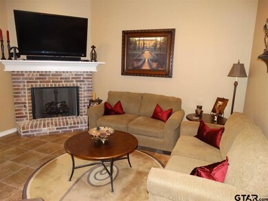 5028 5028 Shiloh Ridge Dr, Tyler, TX 75703 - photo 5