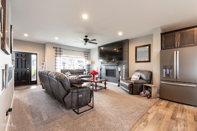 4808 Cornice Lp-14