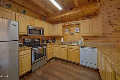 Fishin Hole kitchen