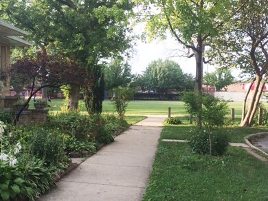 1020 S Scoville Ave, Oak Park, IL 60304 - photo 5