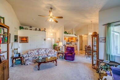 828 W Oakmont Ave, Nampa, ID 83686 - photo 5