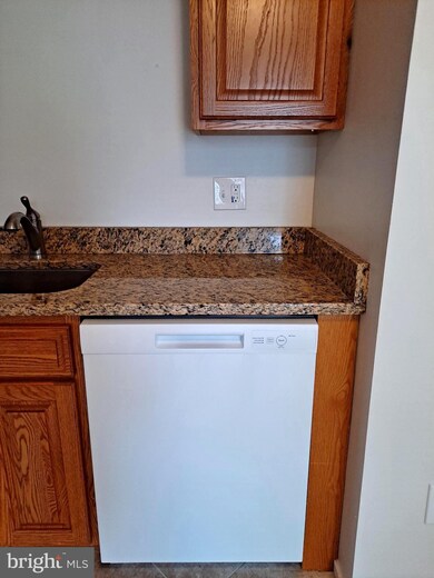 1518 W Lexington St, Baltimore, MD 21223 - photo 6