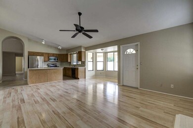 005_Family Room II