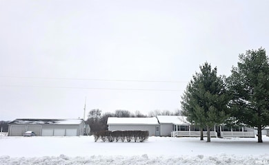 13014 Kirby St, Tallula, IL 62688 - photo 3