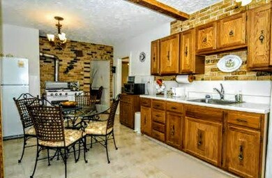 83 W Walnut Park unit 85, Roxbury, MA 02119 - photo 2