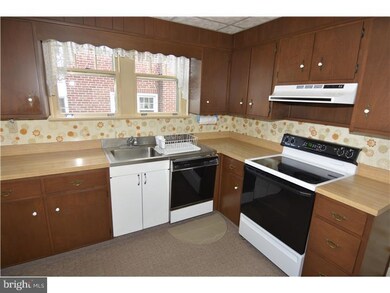 618 N 25th St, Reading, PA 19606 - photo 5
