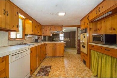 204 North St, Georgetown, MA 01833 - photo 6