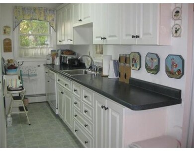 3-5 Pelham Ave, Methuen, MA 01844 - photo 2