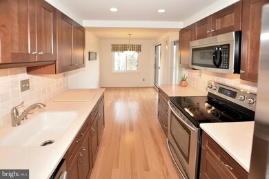 Treebrooke unit 307, Oakton, VA 22124 - photo 7