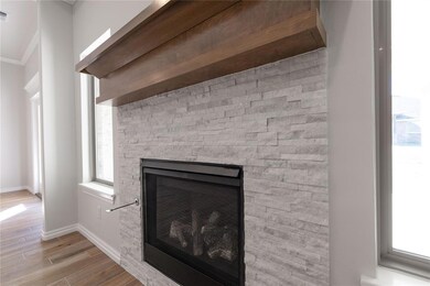 Interior details with hardwood / wood-style floors