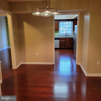 1009 Lindsay Ln, Hagerstown, MD 21742 - photo 5